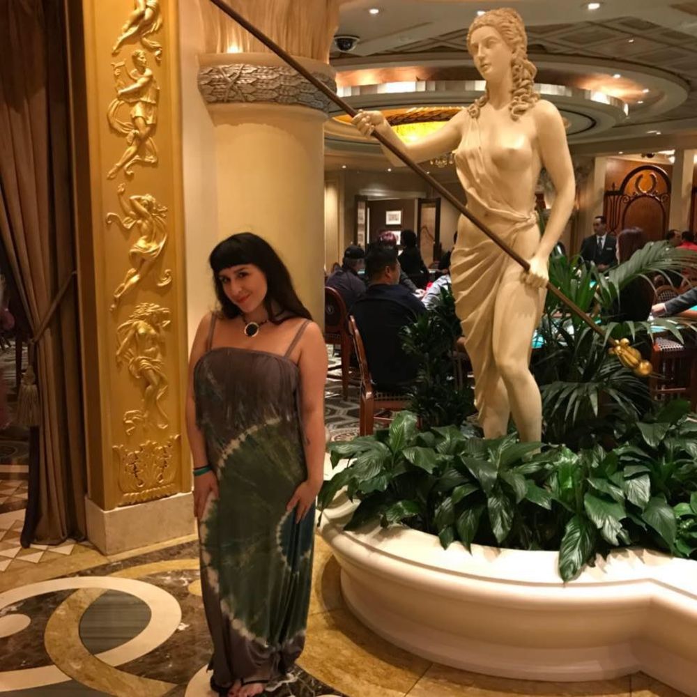 Meet your Posher, Danielle